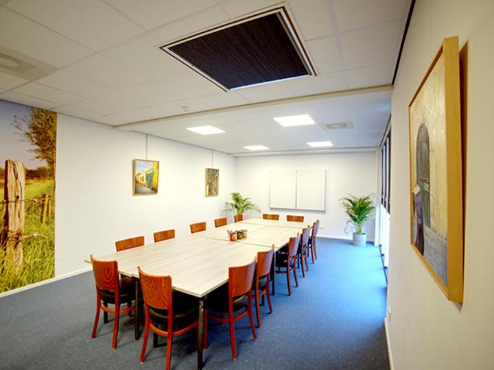 Loobrink, zaal De Hezebrink